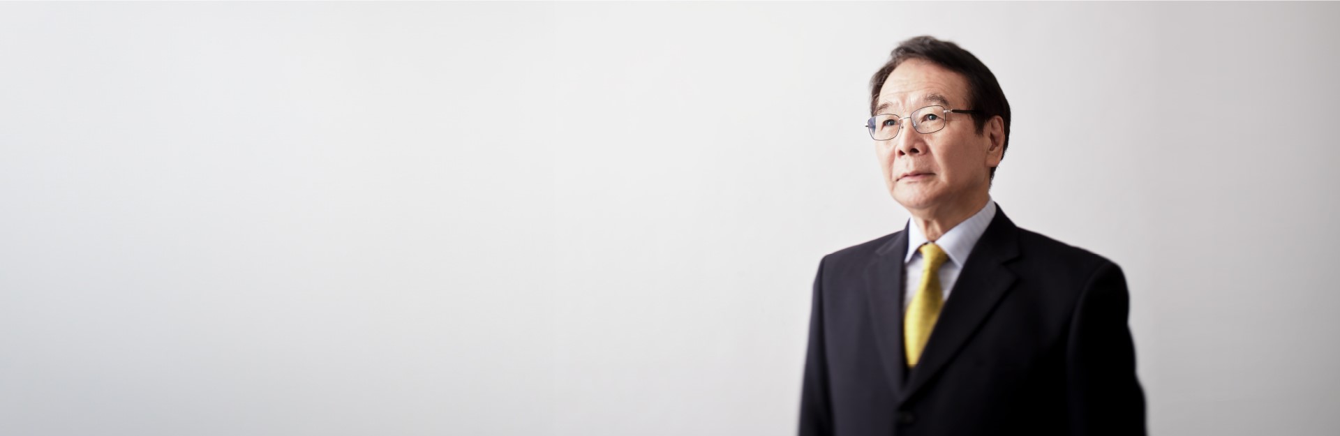 ぐんま未来大学 学長 山﨑 純一